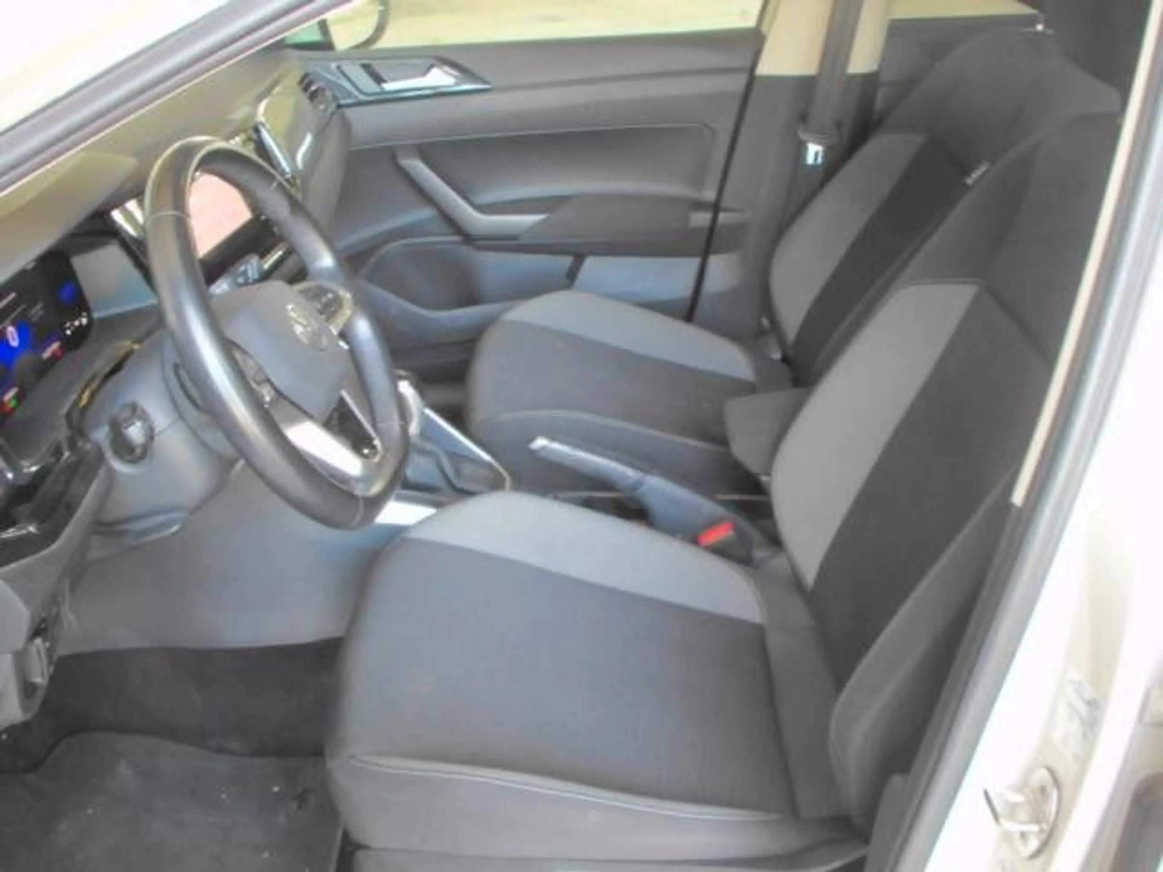 Volkswagen Taigo Life1.0TSI DSG LED Navi PDC Alu Kamera — photo 5