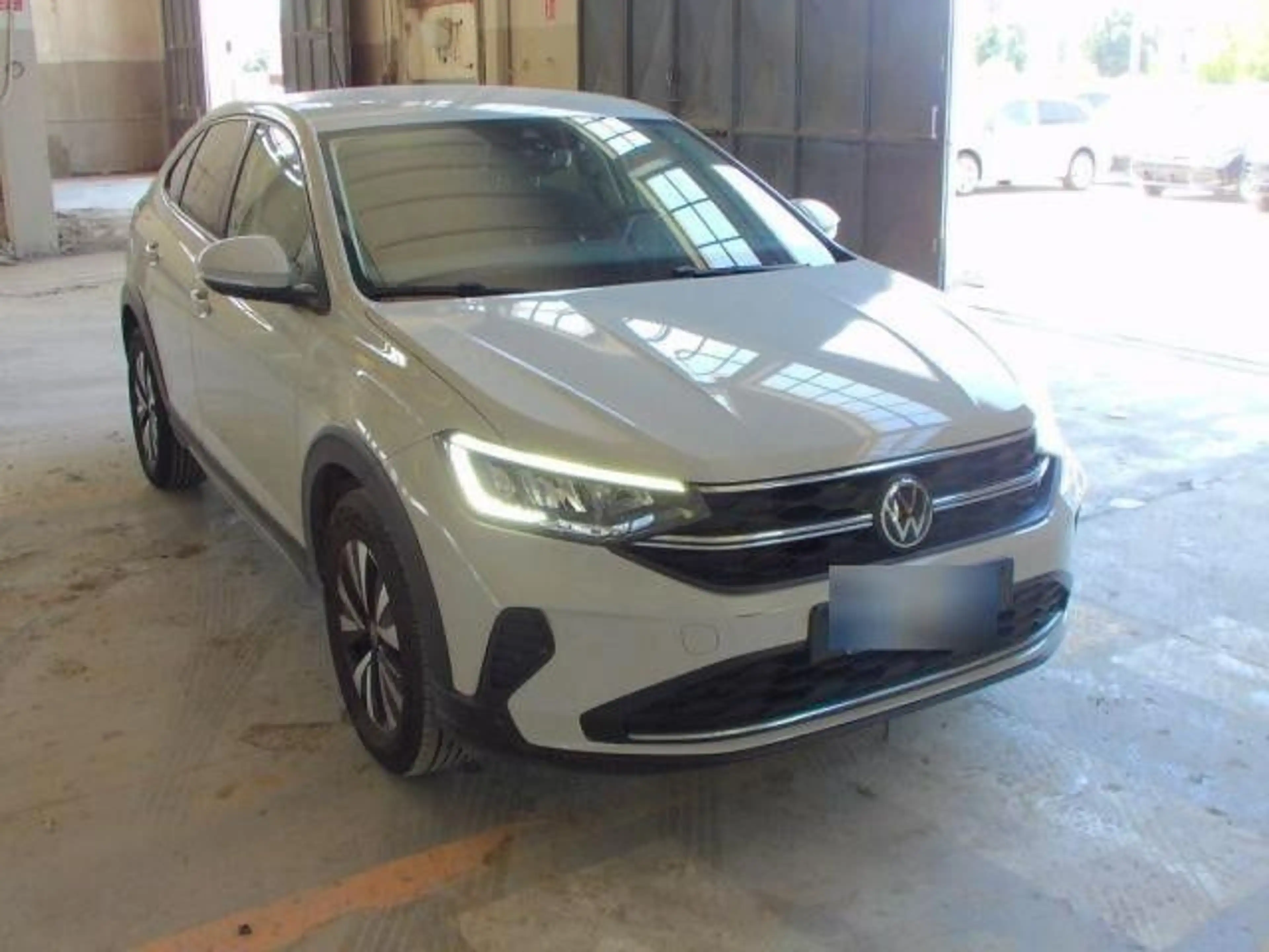 Volkswagen Taigo Life1.0TSI DSG LED Navi PDC Alu Kamera