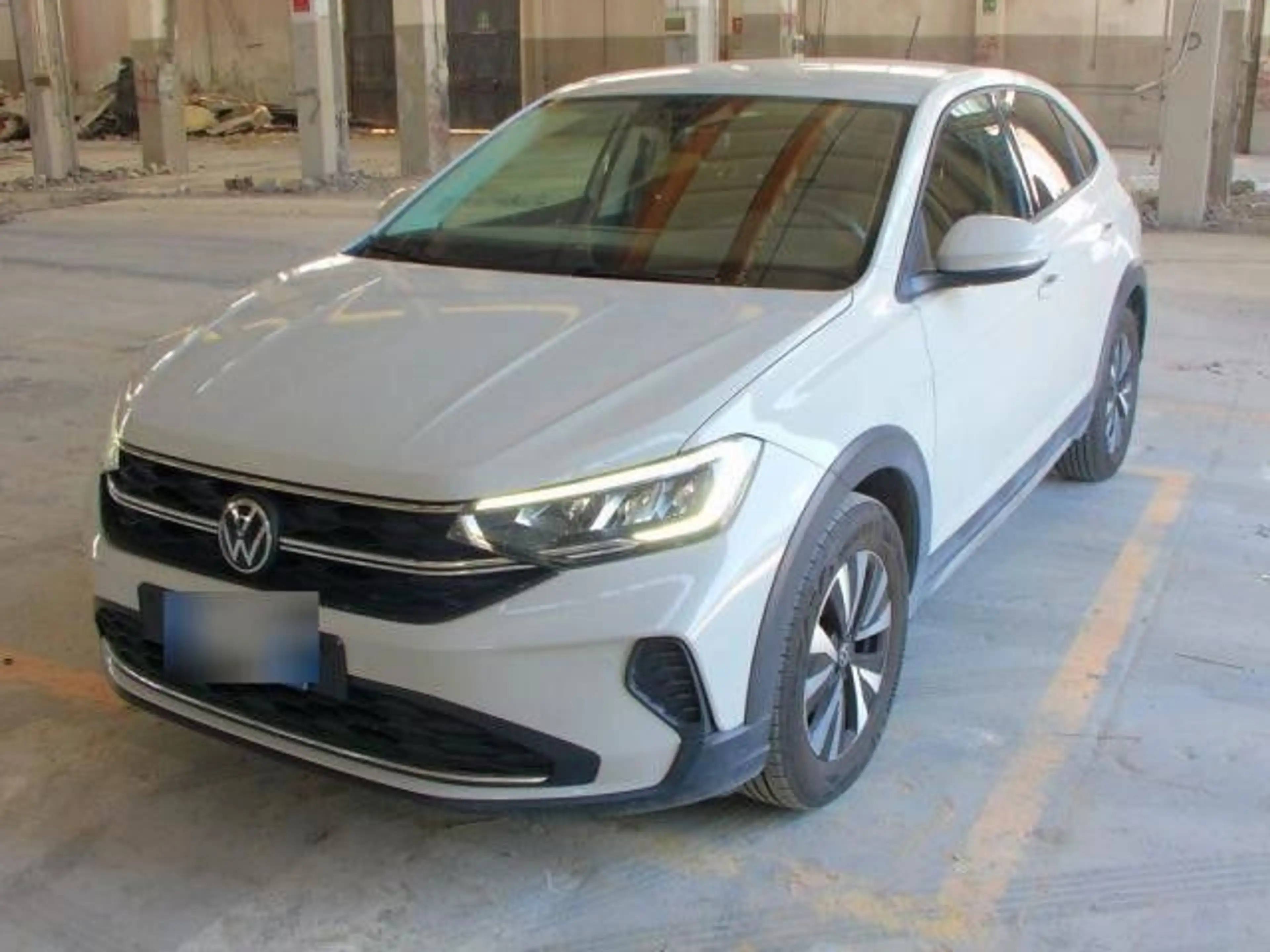 Volkswagen Taigo Life1.0TSI DSG LED Navi PDC Alu Kamera — photo 2