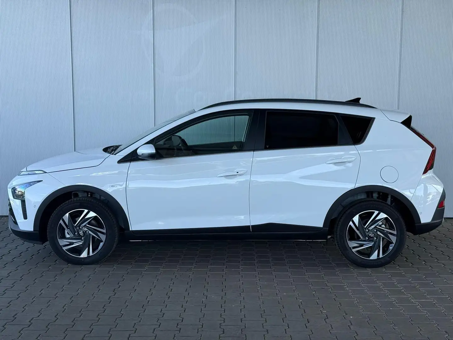Hyundai BAYON 6MT1.0 T-GDI Premium mHEV / Bose Navi Keyless K... Weiß - 2