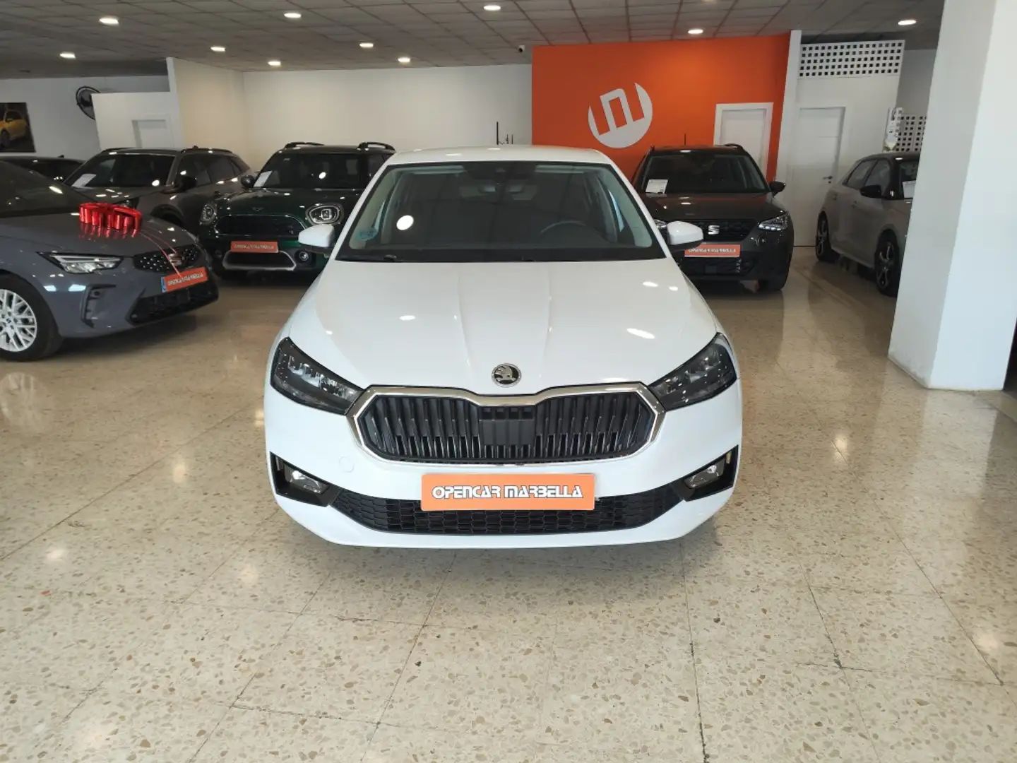 Skoda Fabia 1.0 MPI Selection 59kW Blanco - 2