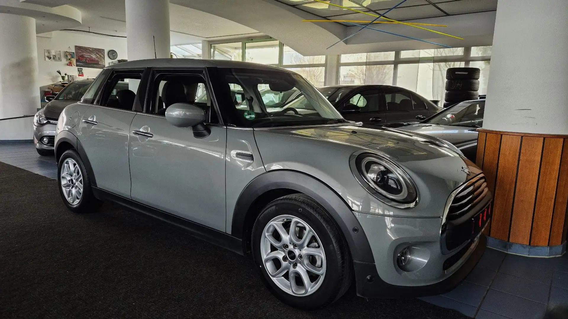 MINI One Mini Pepper/Keyless/Klimaaut/LED/Parkassist/SHZ Grau - 1