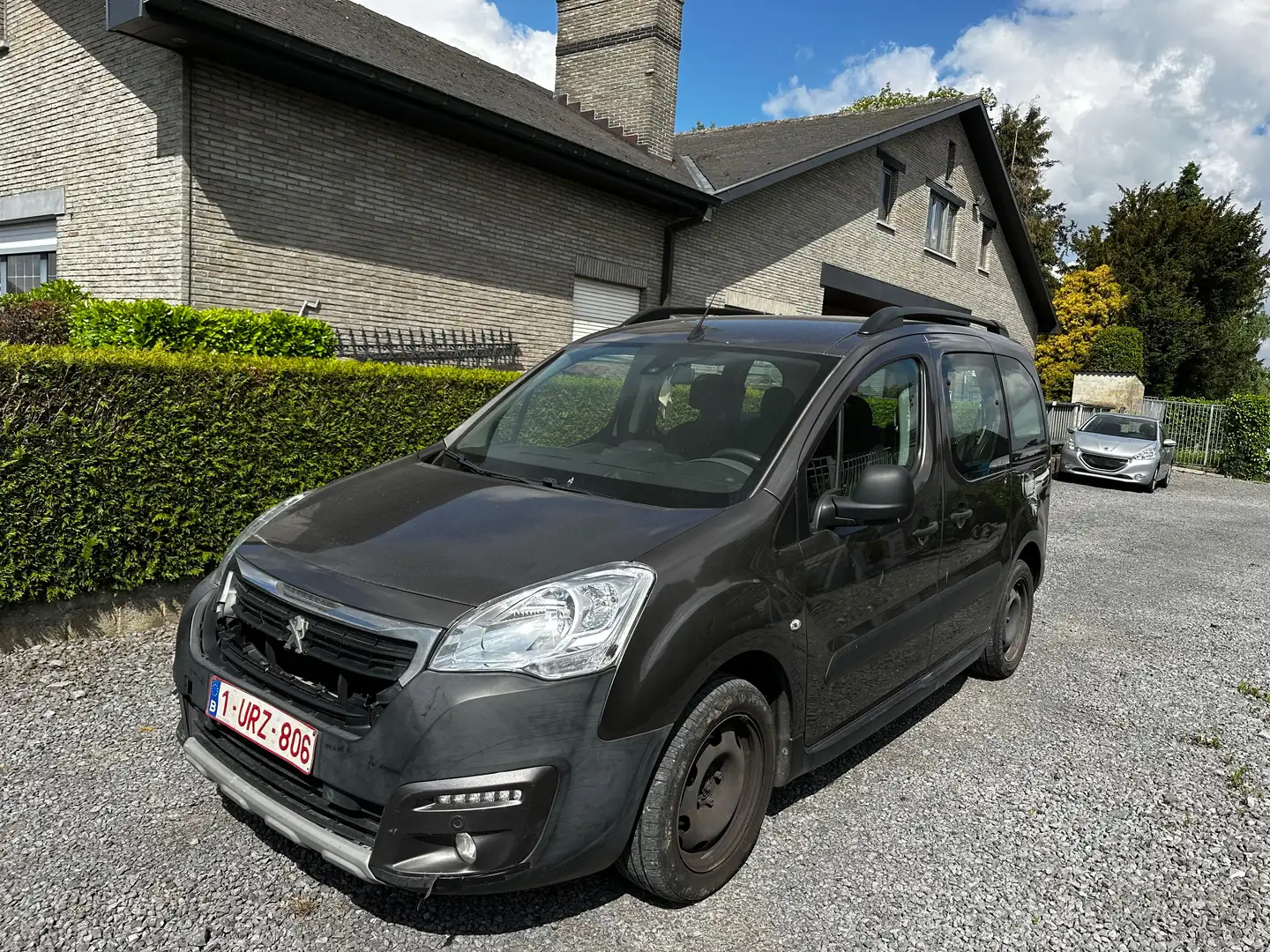 Peugeot Partner Tepee 1.6 BlueHDi Style S Grijs - 2