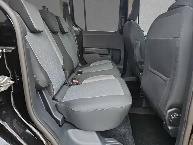 Ford Tourneo Courier view 5