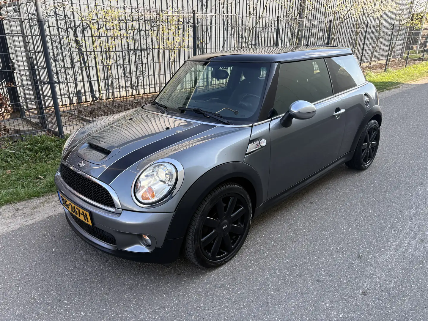 MINI Cooper S Mini 1.6 Chili / AIRCO / CRUISE Gris - 2