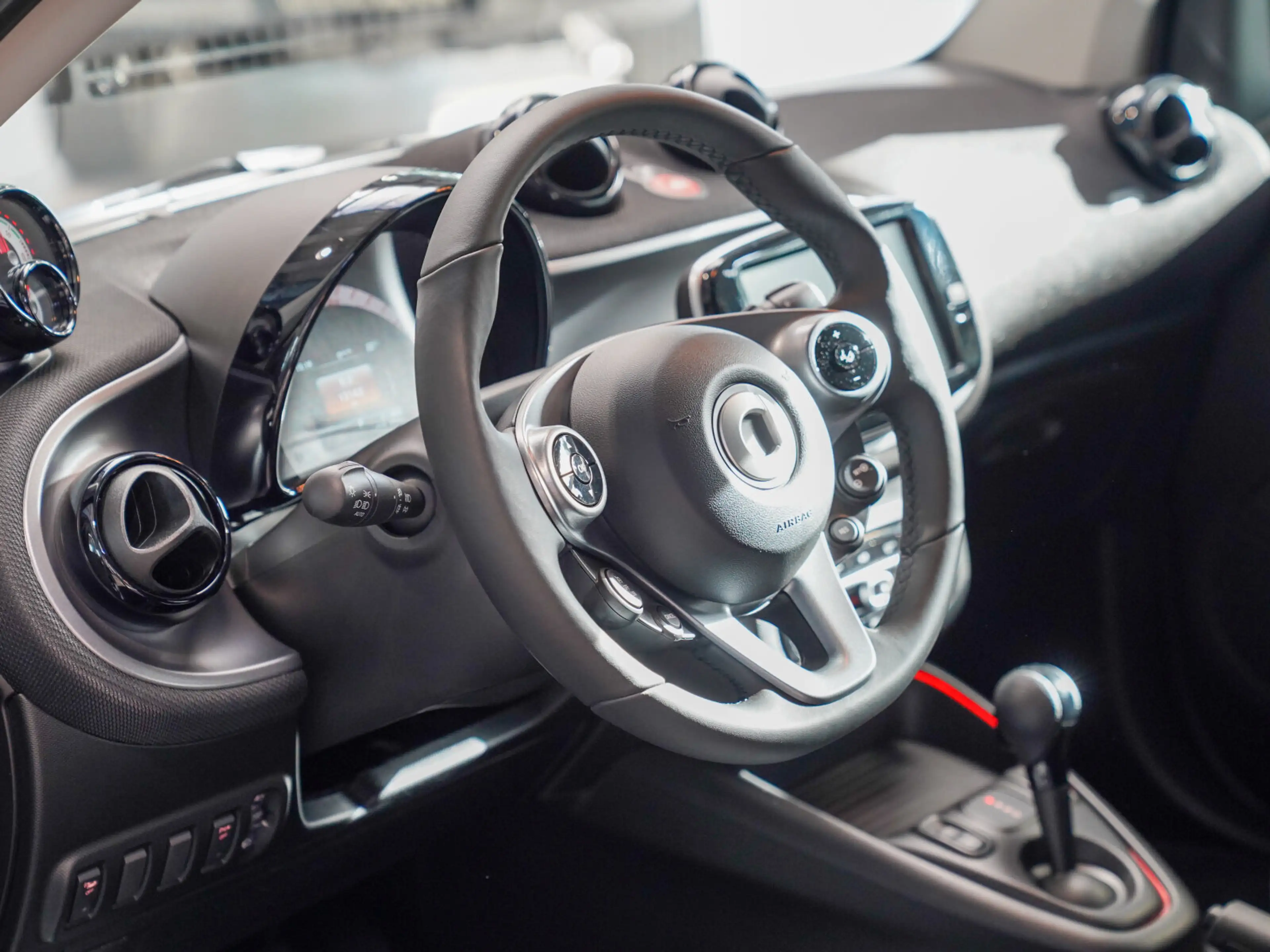 smart forTwo EQ  coupe passion 22kW Pano LED Ganzjahres — photo 11