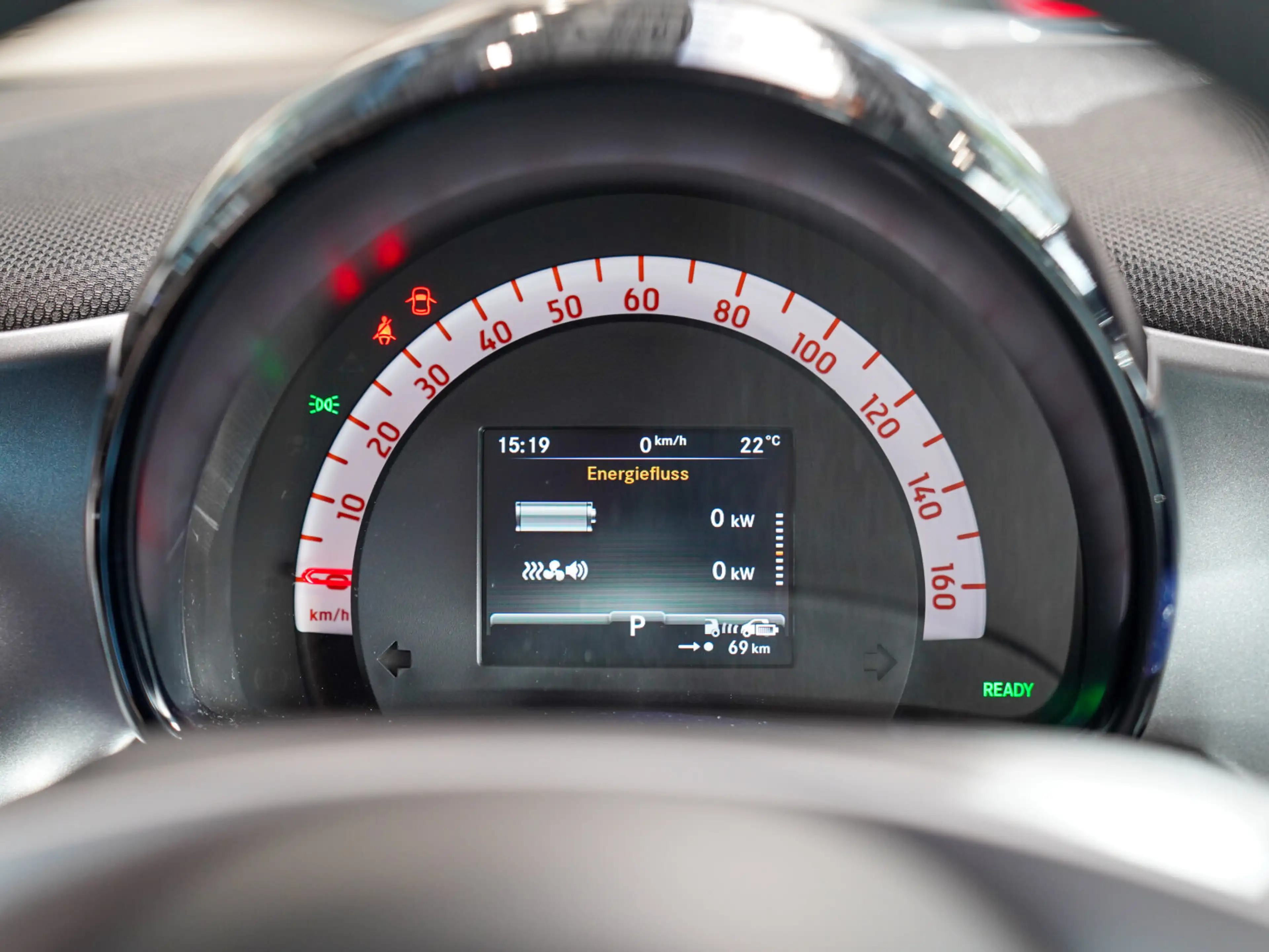 smart forTwo EQ  coupe passion 22kW Pano LED Ganzjahres — photo 12