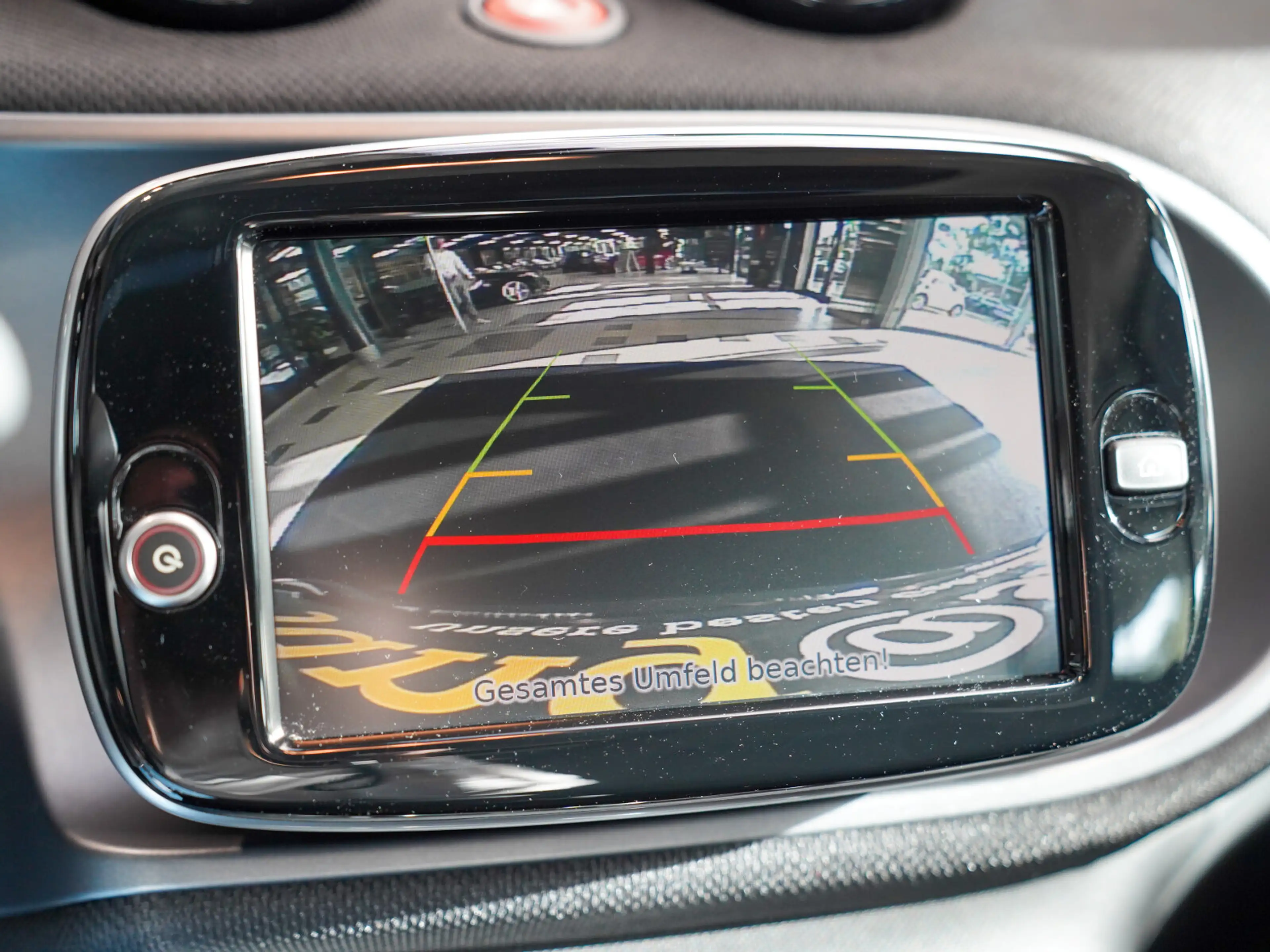 smart forTwo EQ  coupe passion 22kW Pano LED Ganzjahres — photo 15