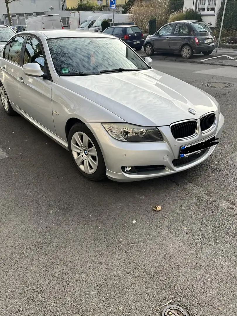 BMW 318 318i e90 standheizung - Getriebe Neu - Tüv neu Silber - 1