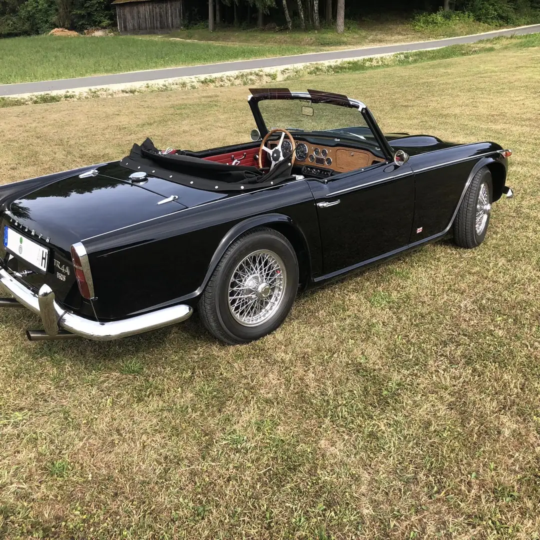 Triumph TR4 Schwarz - 2