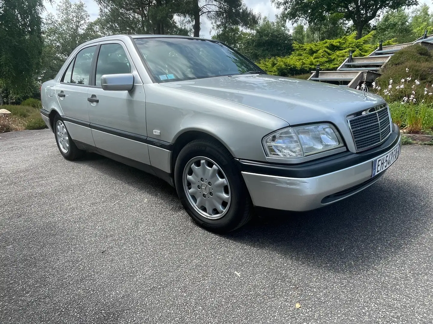 Mercedes-Benz C 180 C180 Classic Gris - 1