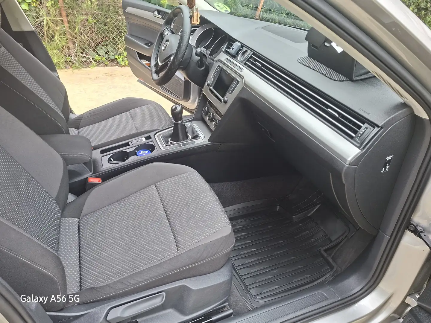 Volkswagen Passat 1.6TDI Advance 88kW - 1