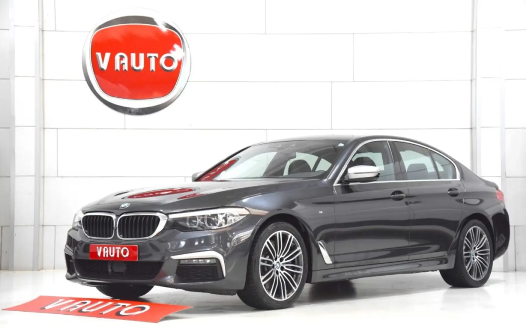 BMW 540 540dA xDrive Noir - 1