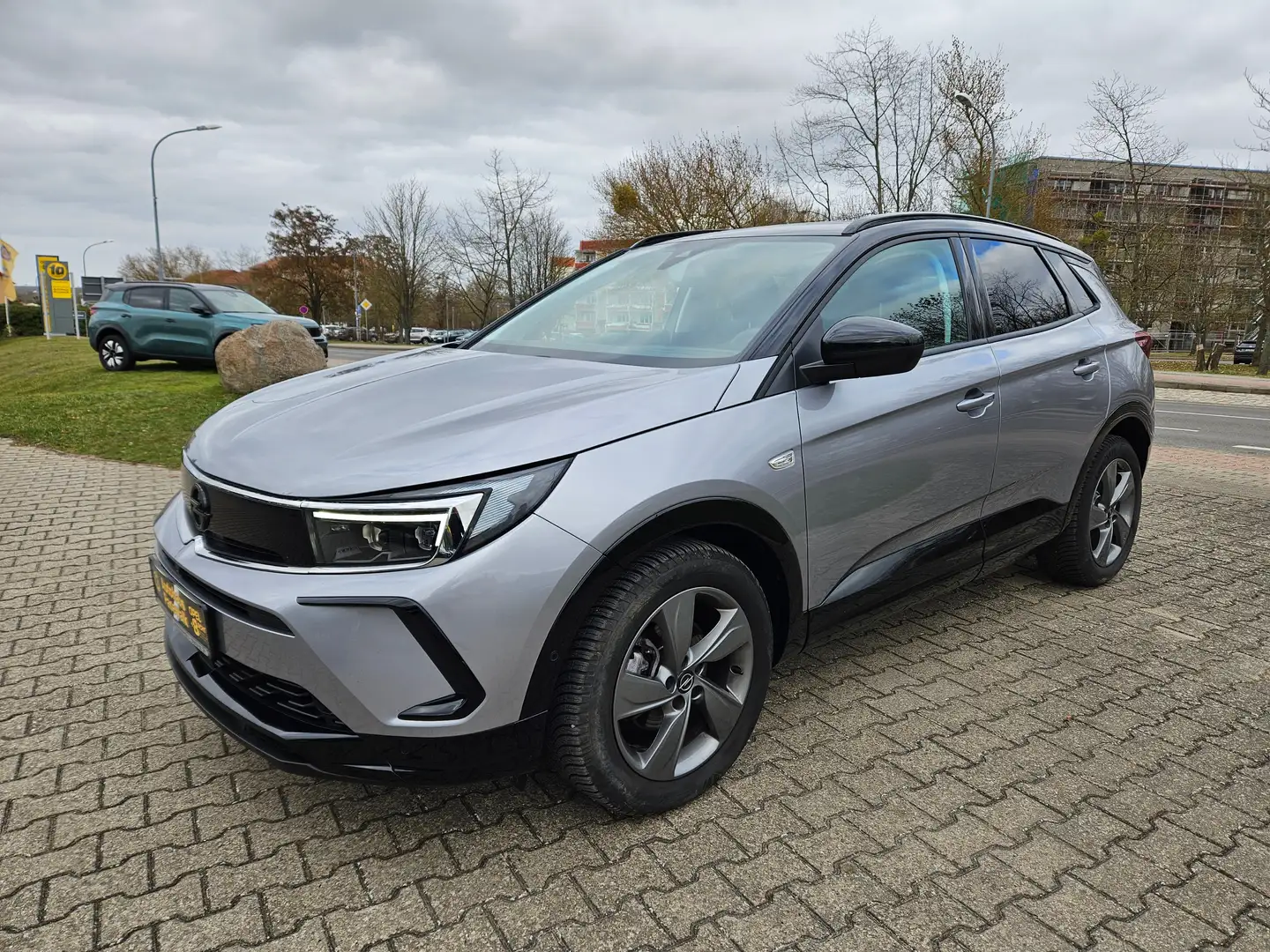 Opel Grandland GS Line NAVI-PRO e.Heckkl. Voll-LED 360°Kamera Gris - 1
