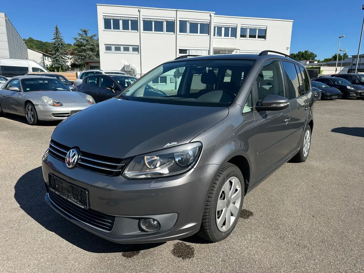 Volkswagen Touran Comfortline Hu 05/26 Grijs - 1