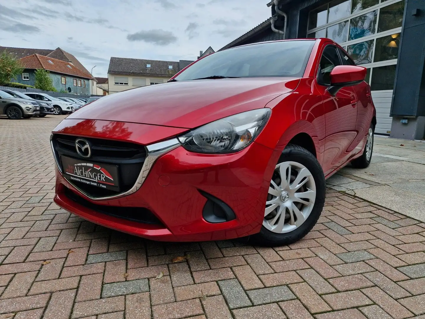 Mazda 2 Lim. Center-Line 8 Fach  1. Hand  Shz. Klima Rot - 1