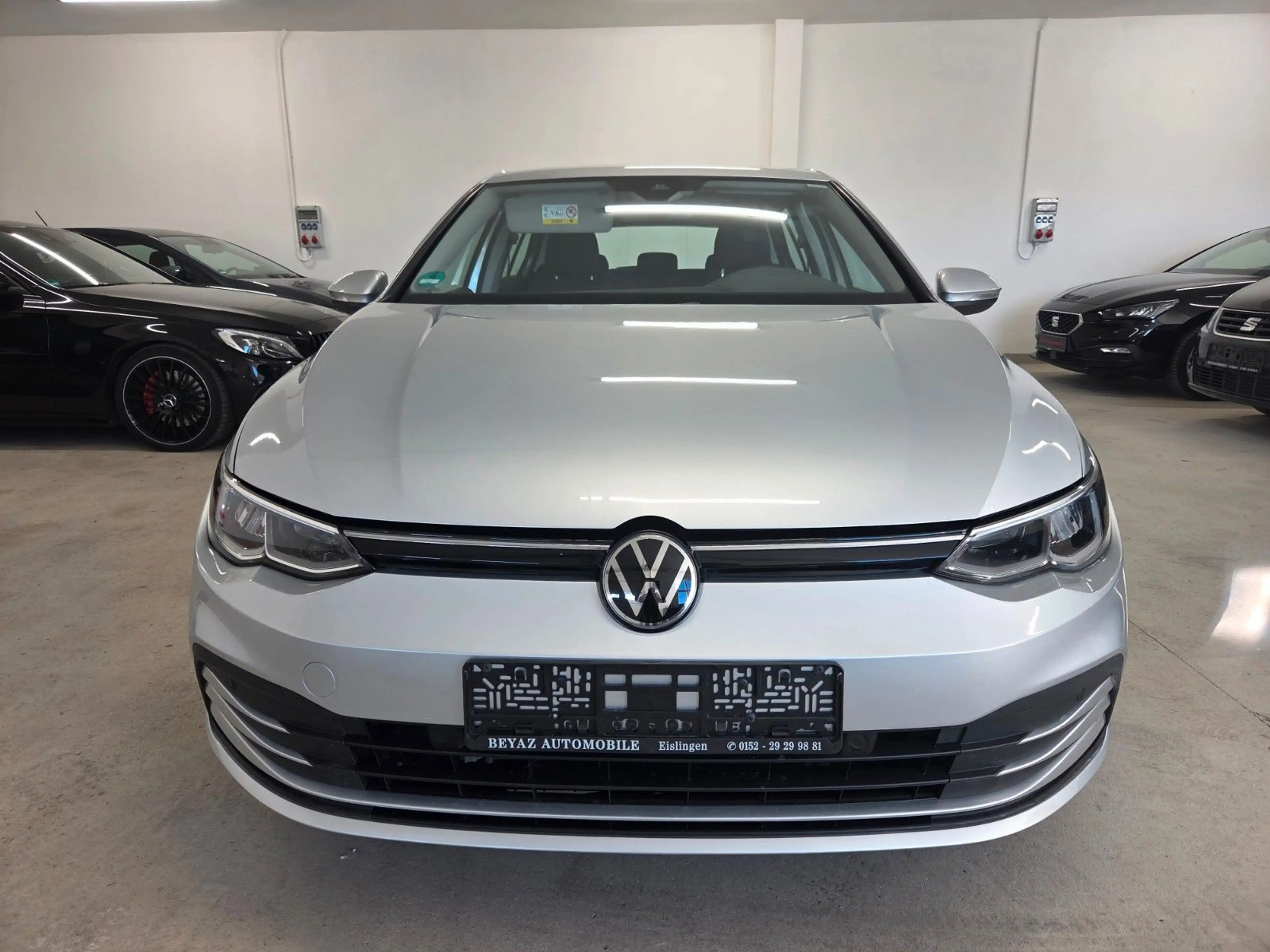 Volkswagen Golf VIII Lim. Basis — photo 2