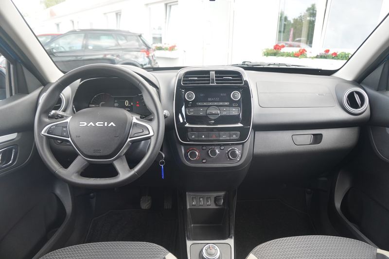 Dacia Spring Electric Essential Tempomat DAB Teilleder — photo 14