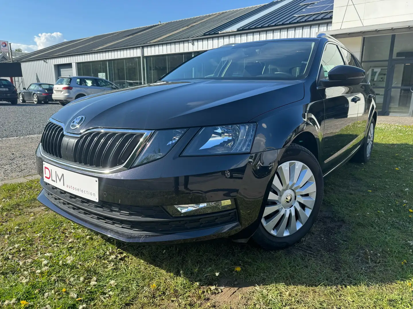 Skoda Octavia 1.0 TSI Ambition Attache remorque Gps Economique Zwart - 1