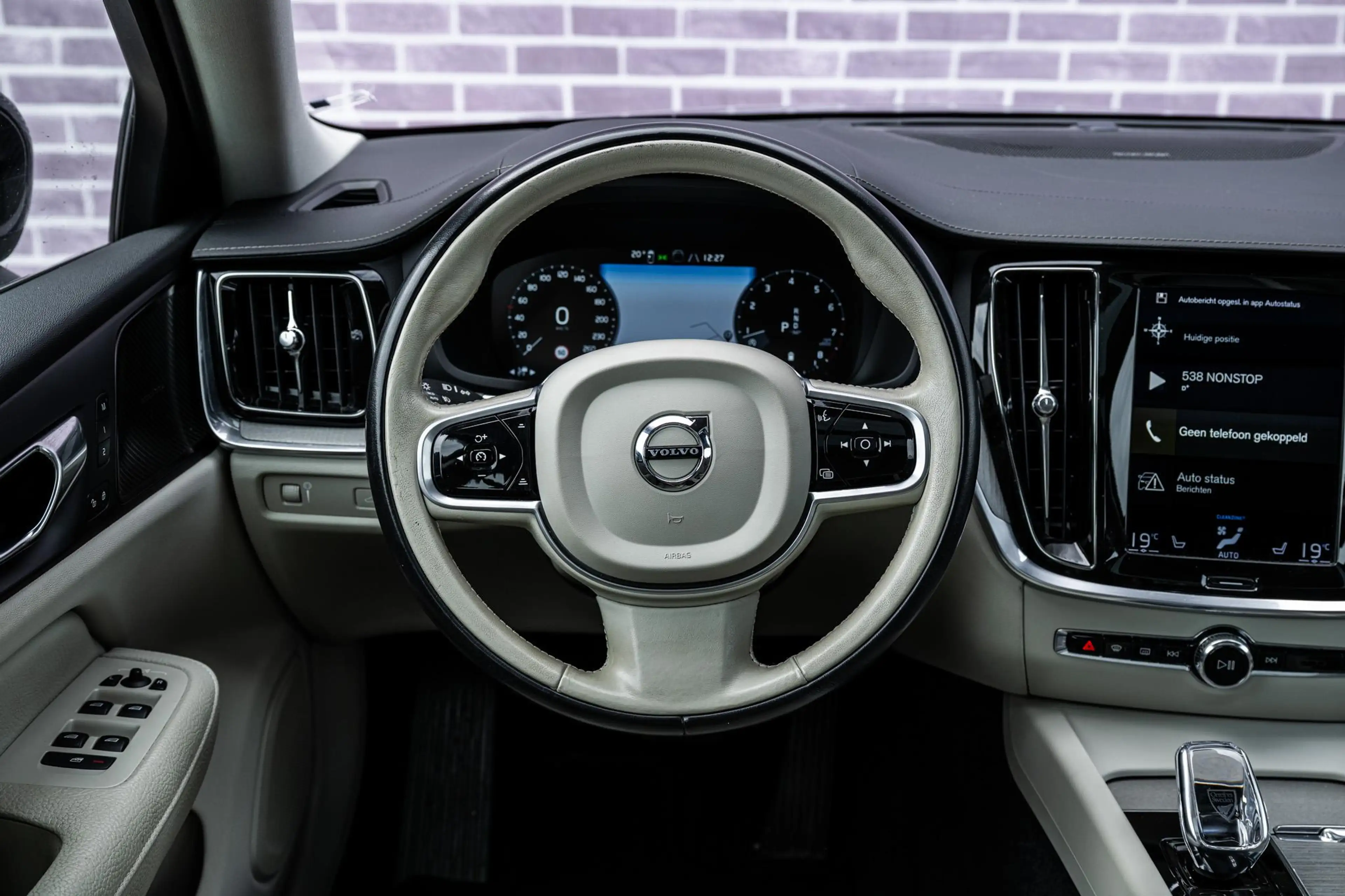 Volvo S60 2.0 B4 Plus Bright | Trekhaak | Panoramadak | Harm — photo 3