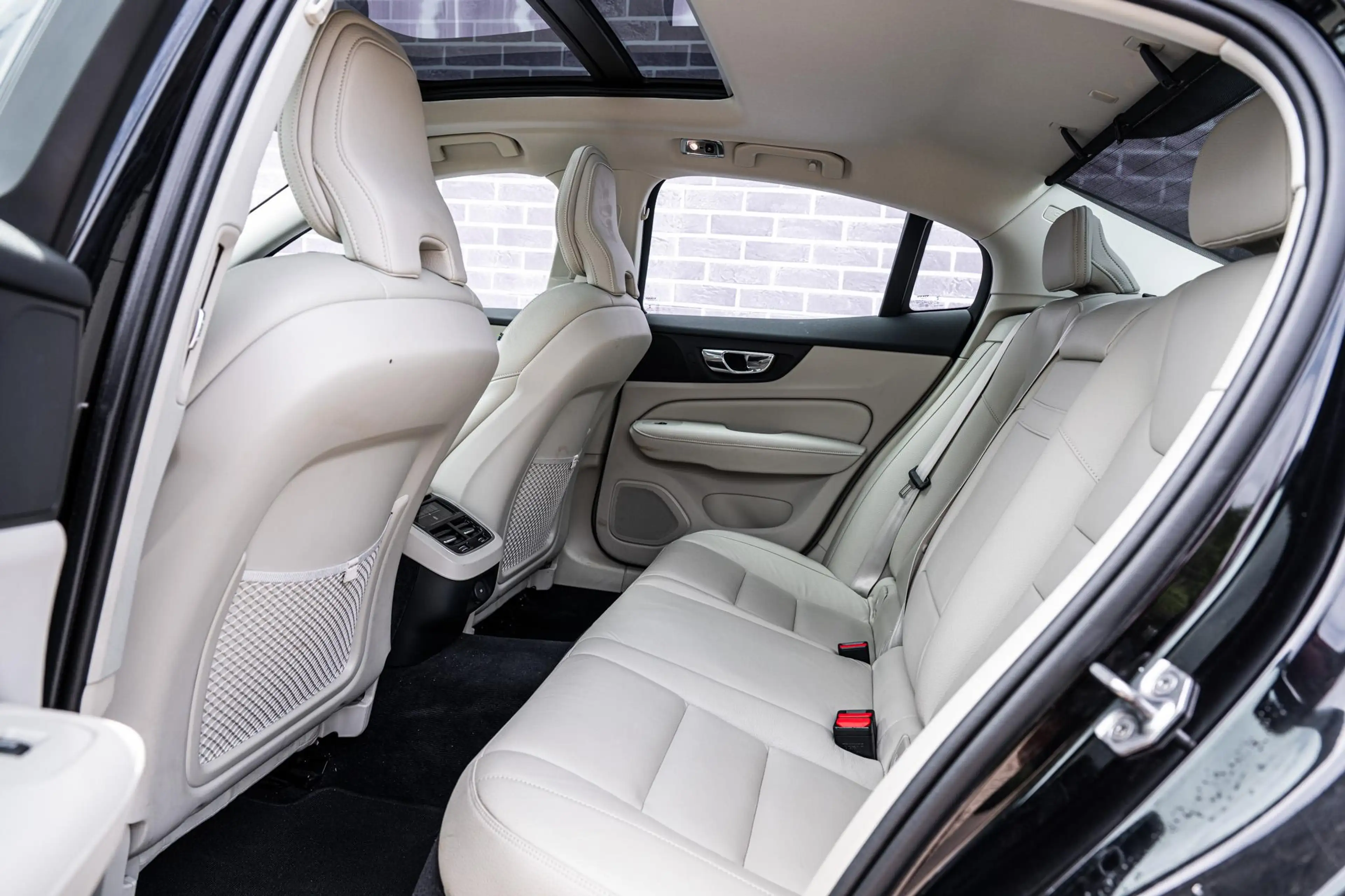 Volvo S60 2.0 B4 Plus Bright | Trekhaak | Panoramadak | Harm — photo 8
