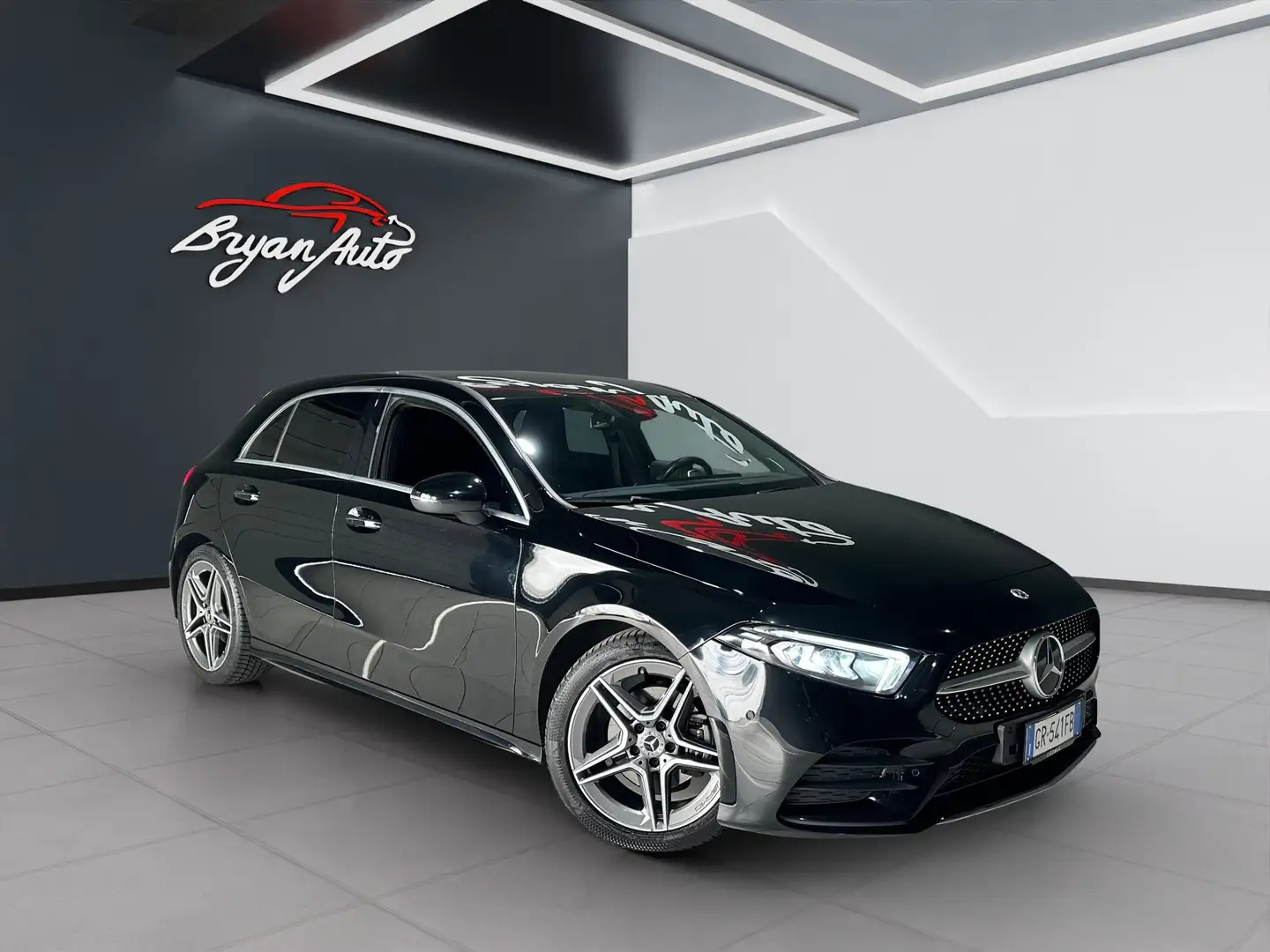 Mercedes-Benz A 200 D Premium auto - 2