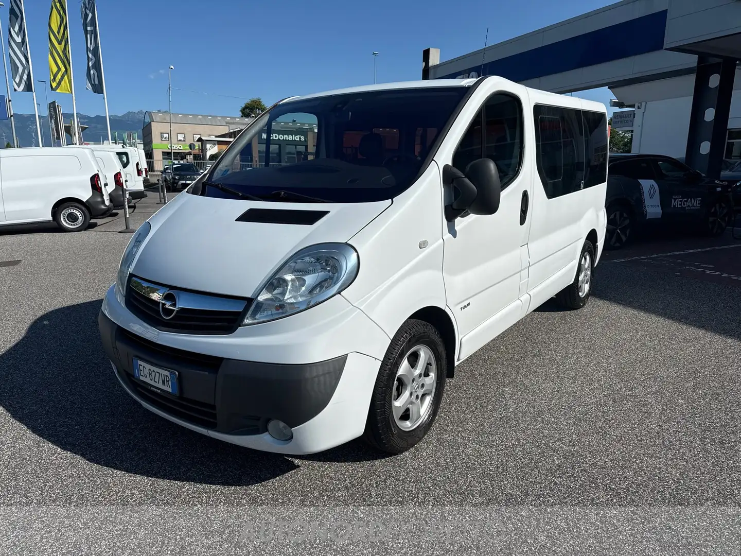 Opel Vivaro 29 2.0 cdti 120cv l1h1 cb.eco. ALL. PER DISABILI Gris - 1