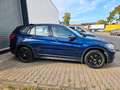 BMW X1 20i*NAVI*HUD*ACC*AHK*LEDER*PANORAMA*KAMERA Blau - thumbnail 4