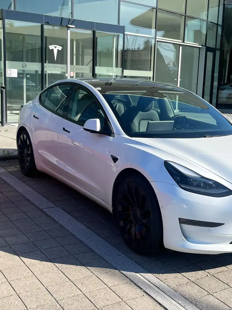 Tesla Model 3 Allradantrieb Dual Motor Performance Weiß - 1