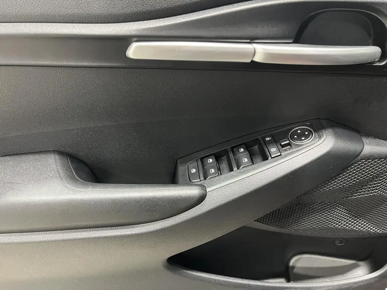 Kia Seltos снимка Kia Seltos