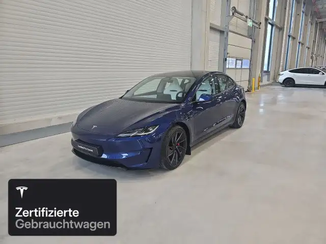 Tesla Model 3 Performance