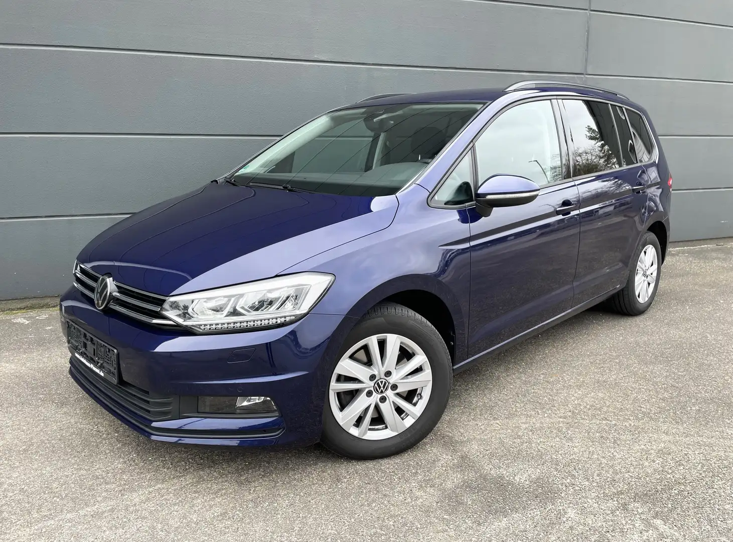 Volkswagen Touran 2.0 TDI DSG Comfortline AHK 7-Sitzer NAVI Standhzg Blau - 1