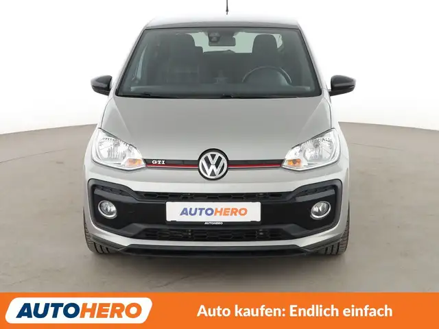 Volkswagen Up! view 9