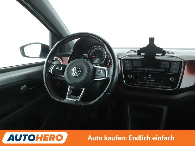 Volkswagen Up! view 13