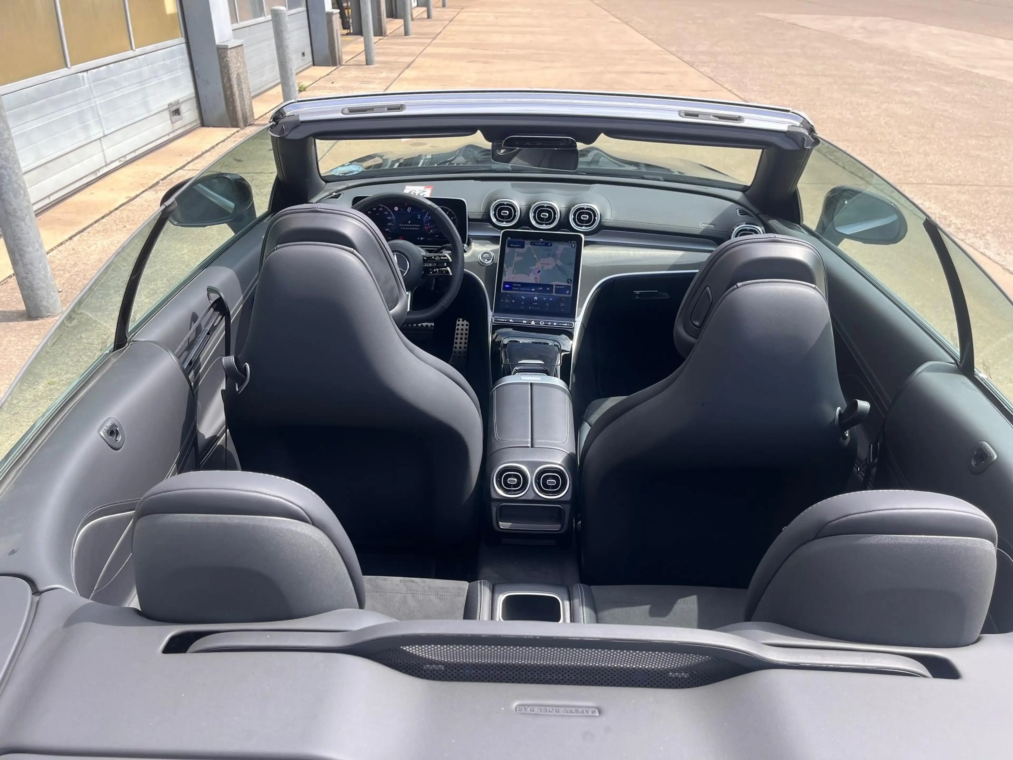 Mercedes-Benz CLE 200 Cabriolet Amg — photo 11