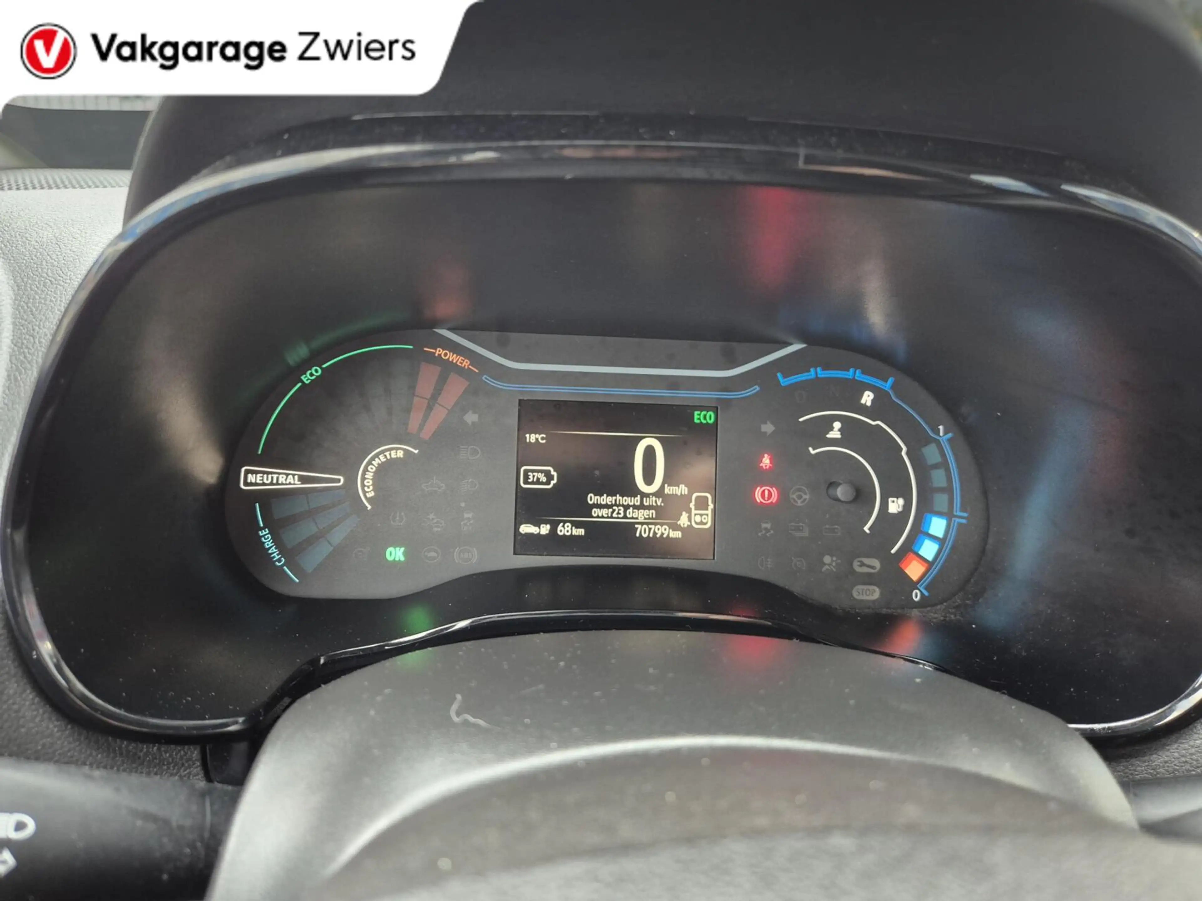 Dacia Spring Business 27 kWh SOH91.8% Orange Pack | Camera | — photo 10
