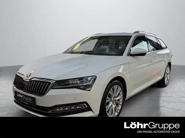 Skoda Superb Combi 2,0 TDI DSG AHK