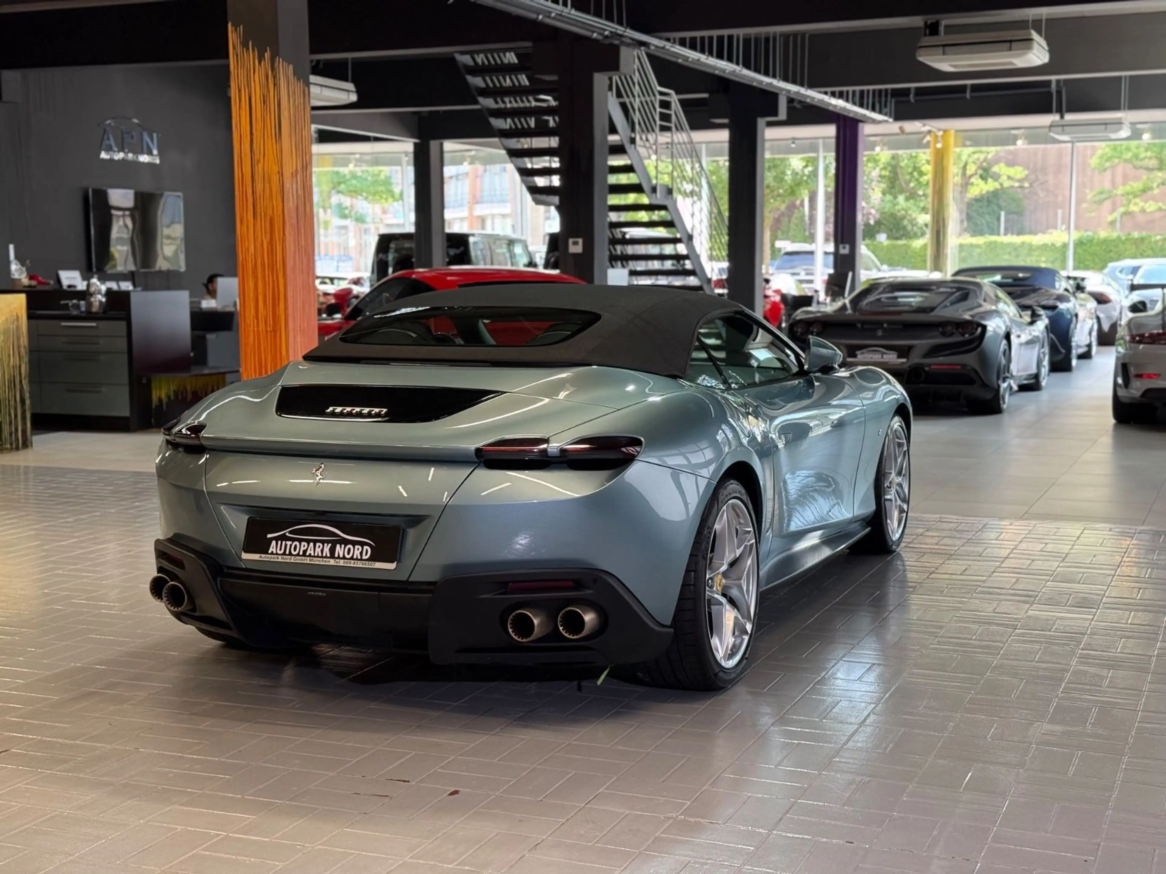 Ferrari Roma 3.9 T V8 Spider DCT CARPLAY~360° — photo 7
