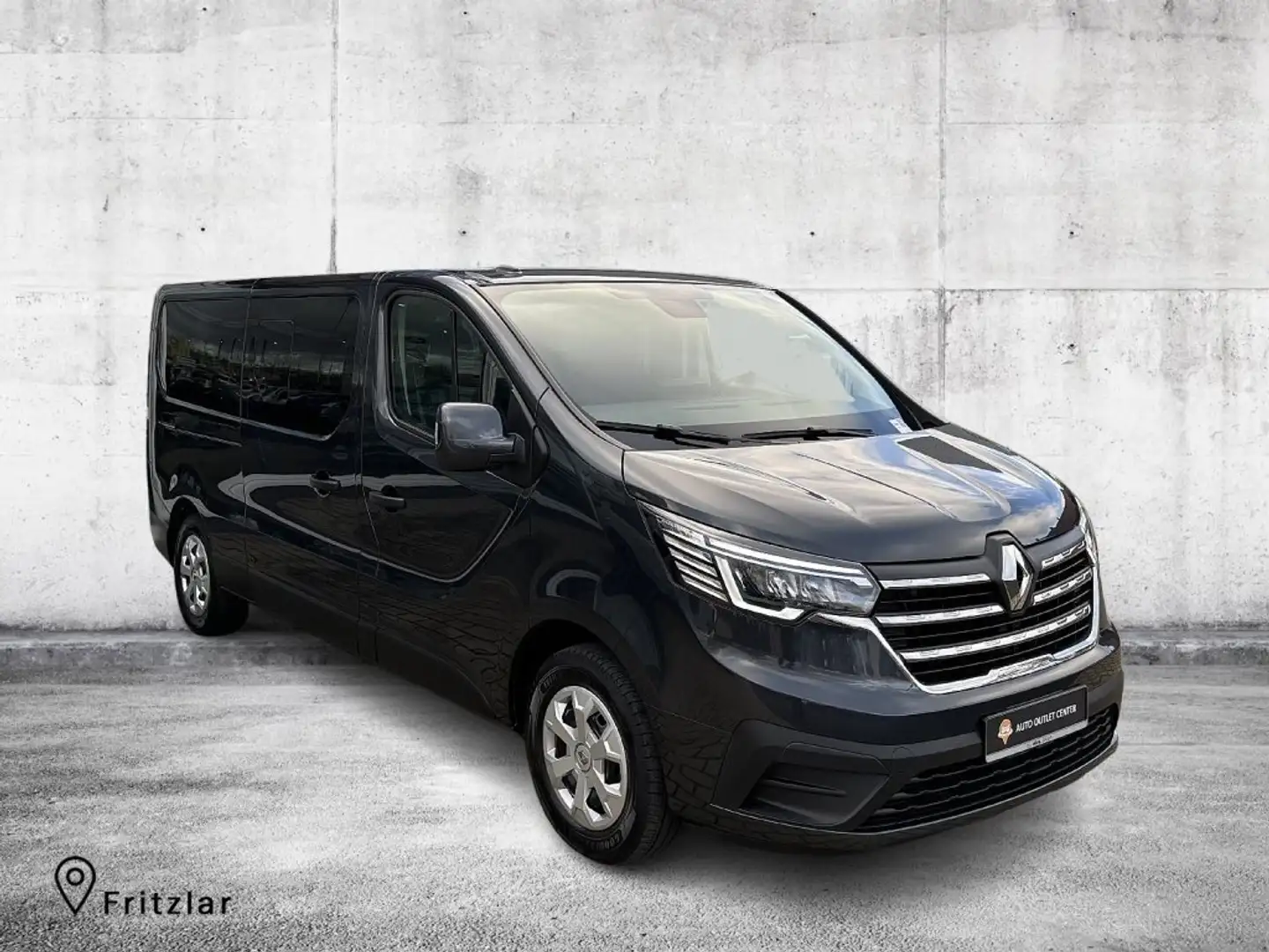 Renault Trafic Combi L2H1 3,0t (8/9 Sitze) Life LED PDC Grau - 1