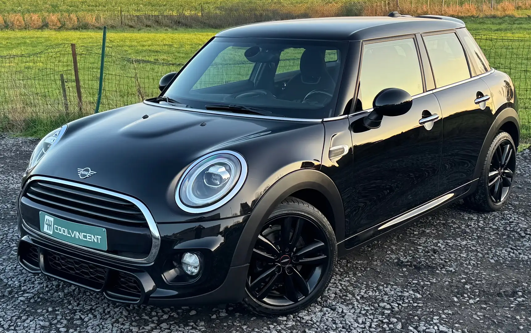 MINI John Cooper Works 1.5 // Impeccable Noir - 1