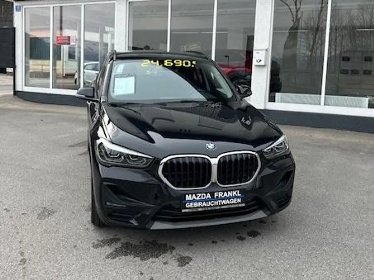 BMW X1 xDrive 25 e Advantage Schwarz - 1