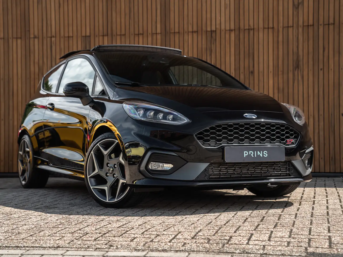 Ford Fiesta ST | Performance Pack | Pano-dak | B&O | 2e eigena Zwart - 2