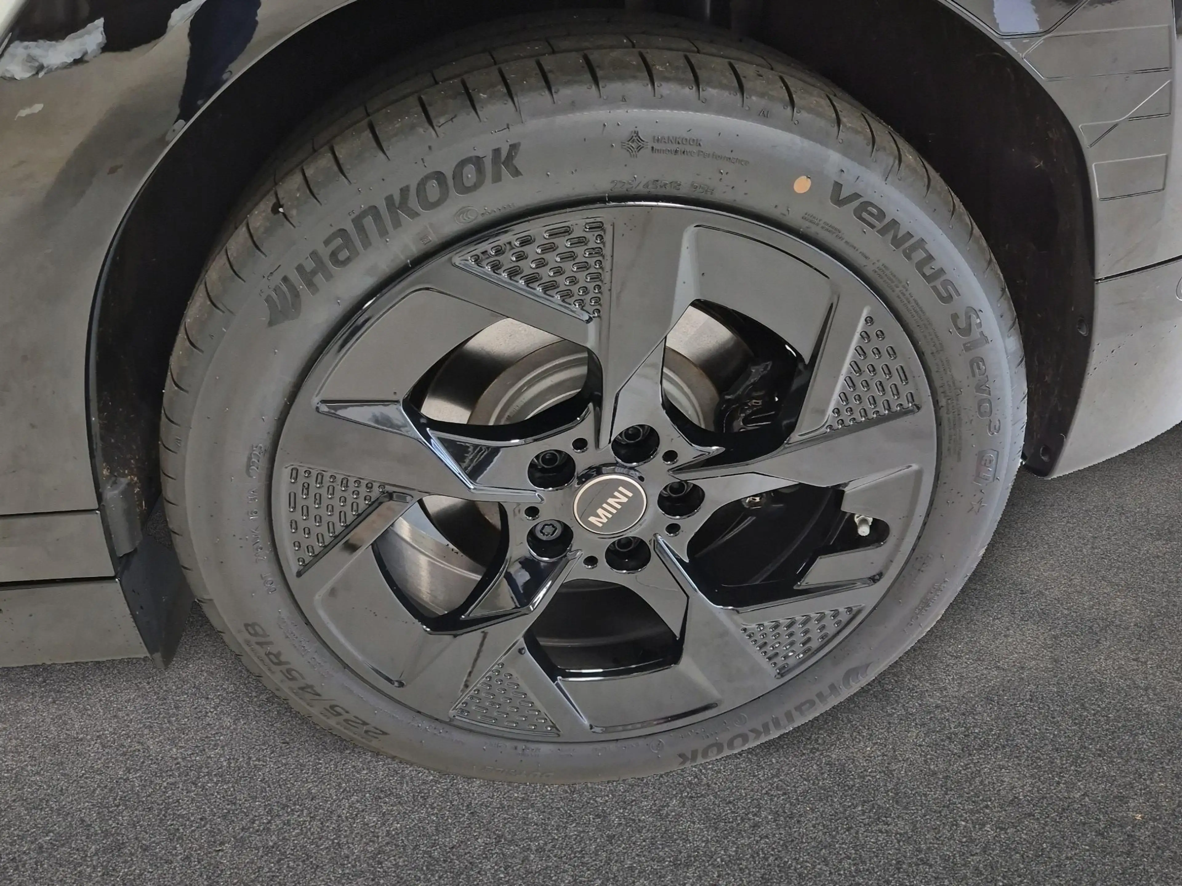 MINI Aceman John Cooper Works Trim — photo 9