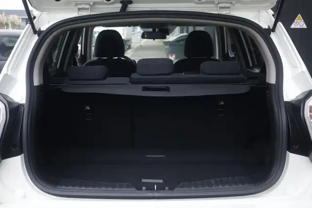 KGM Tivoli view 19