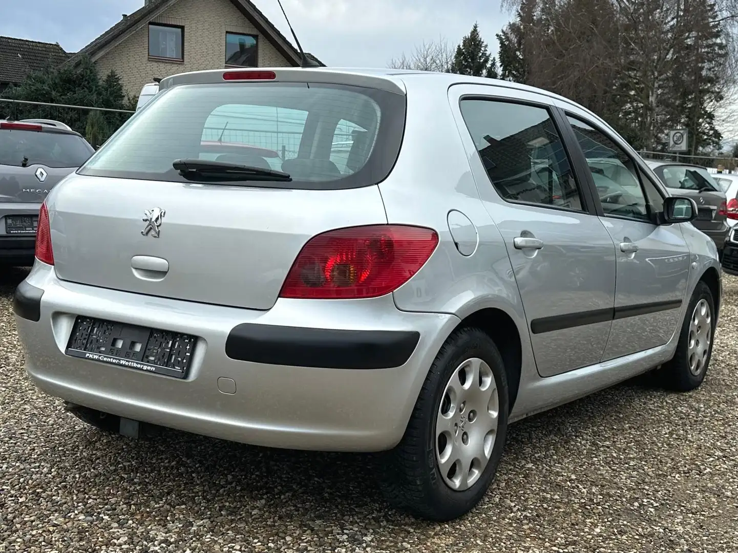 Peugeot 307 1.6 Premium Automatik 8xBereift Scheckheft AHK Silber - 2