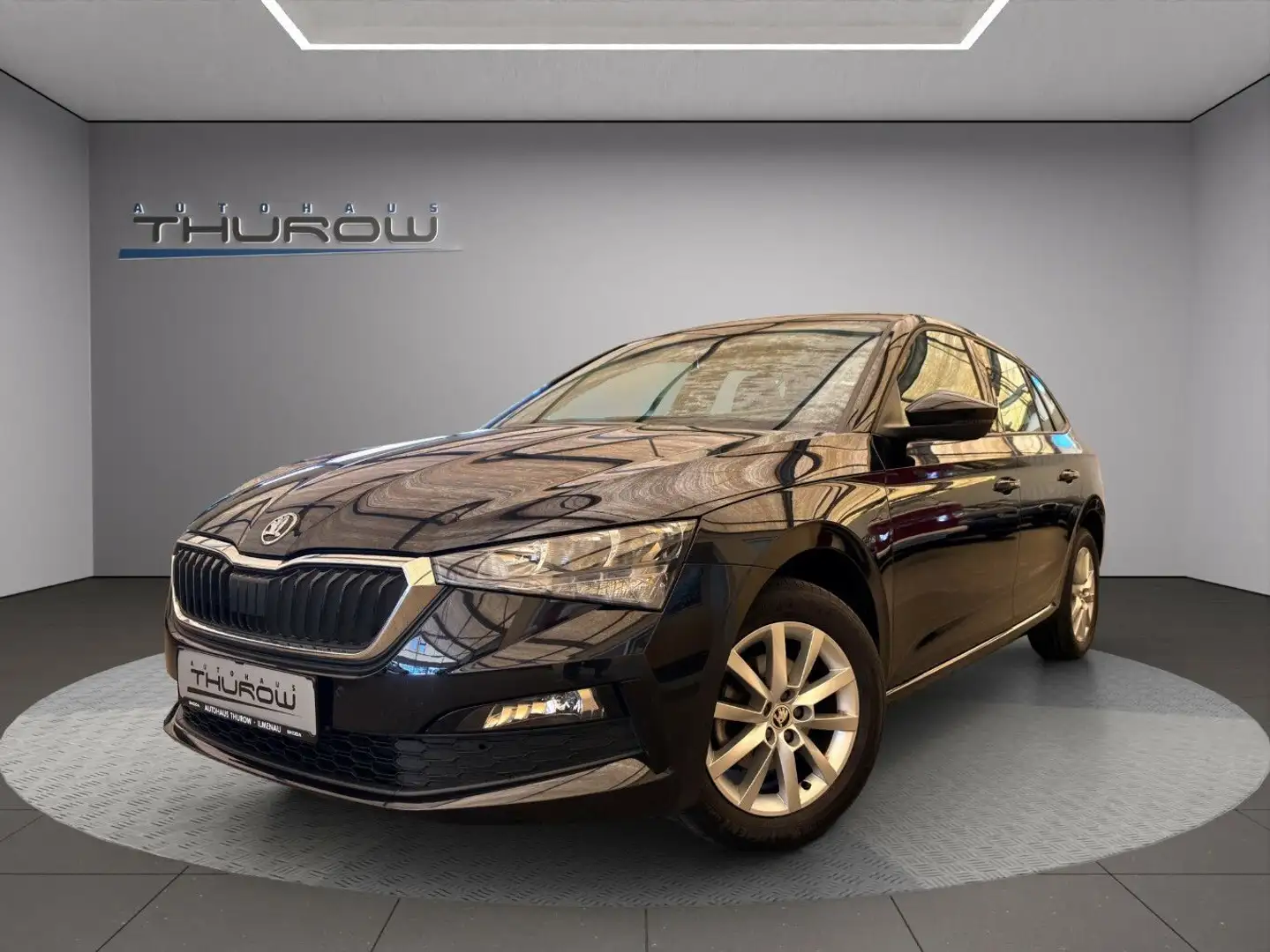 Skoda Scala Ambition 1.0 TSI Navi SH App-C. LED Schwarz - 1