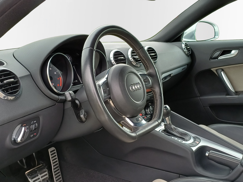 Audi TT 2.0 T TTS /Bijzondere auto!/Alle documentatie aanw — photo 22