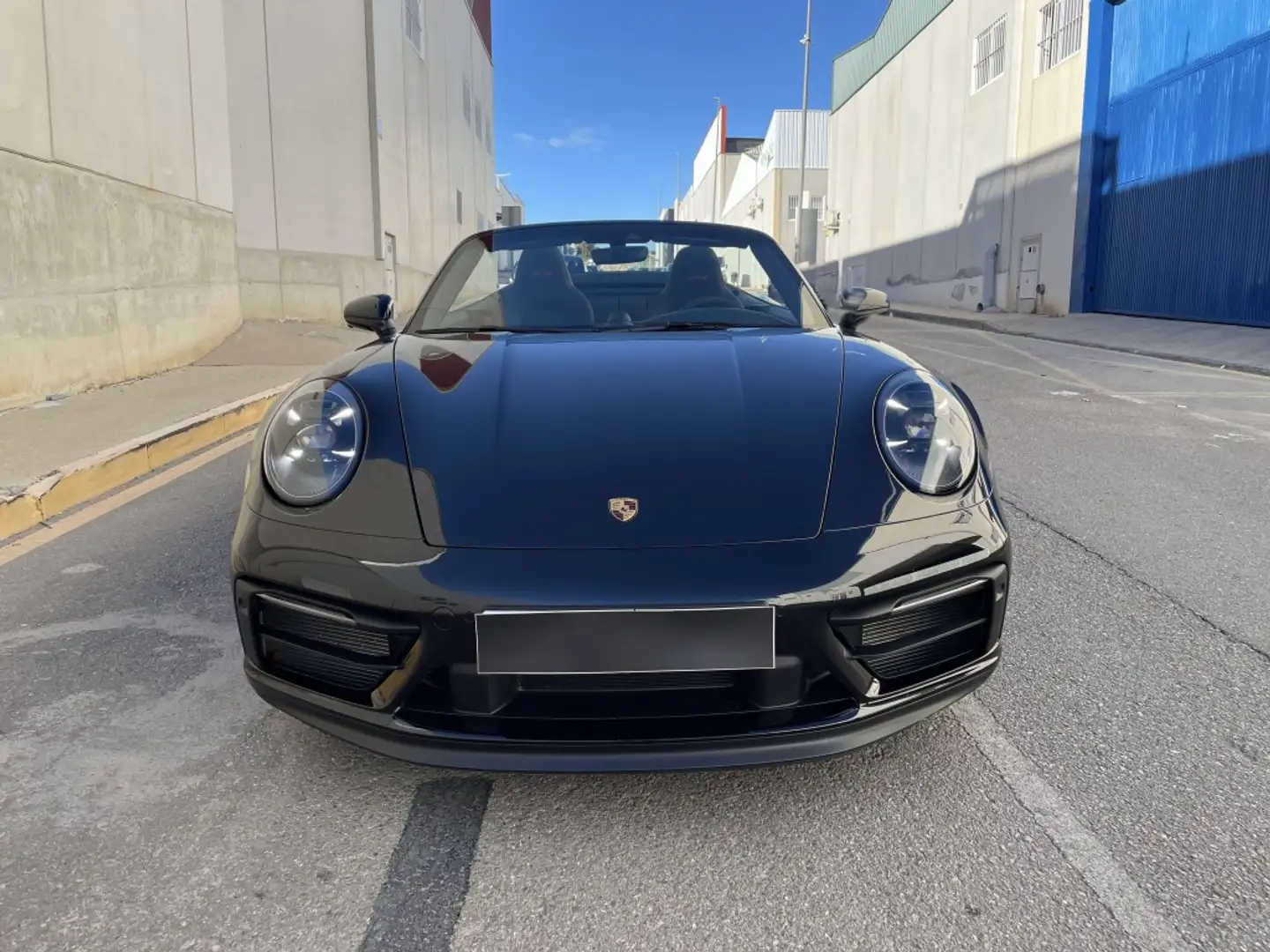 Porsche 992 Carrera 4 GTS Cabriolet PDK Noir - 2
