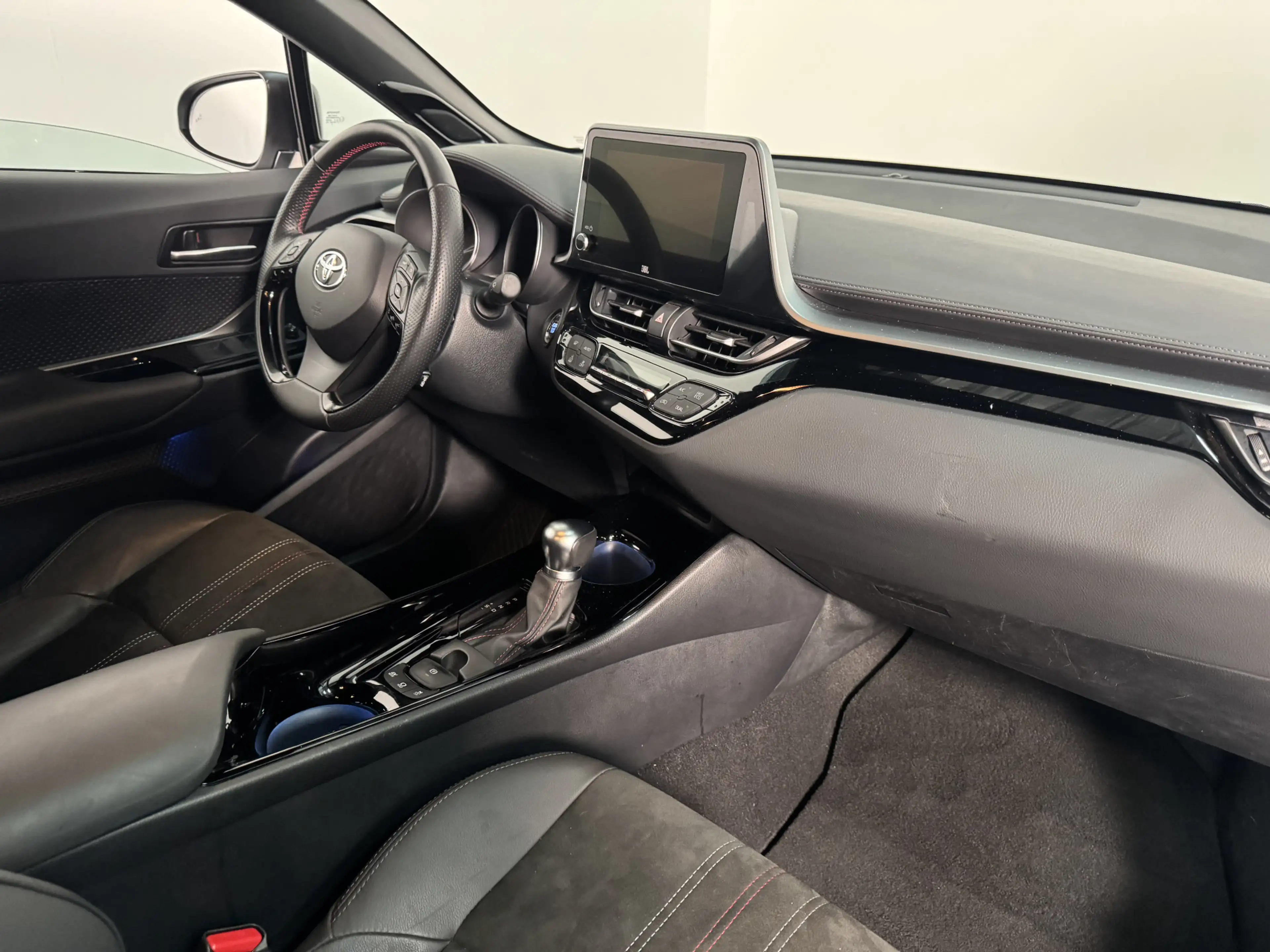 Toyota C-HR 2.0 Hybrid GR-Sport | GR Sport Pack | Trekhaak | E — photo 11