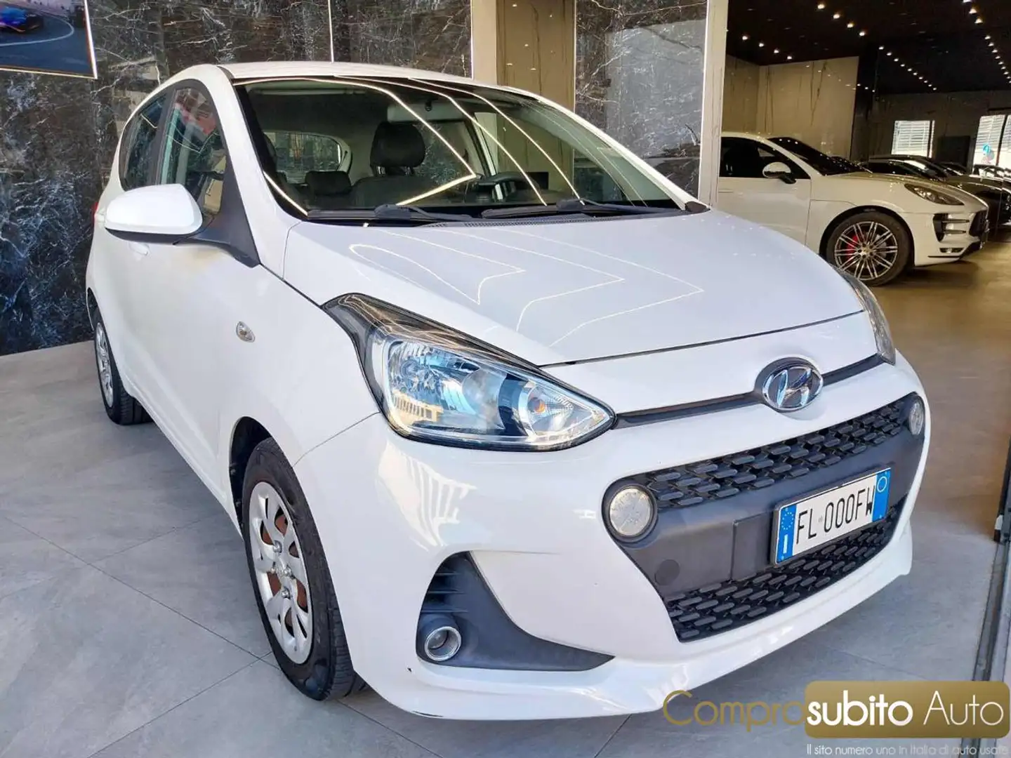 Hyundai i10 1.0 MPI GPL MOTORE consuma olio Bianco - 2